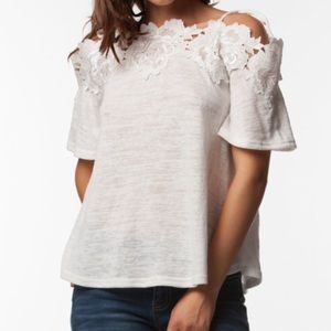 FLORY KNIT TOP